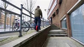 Airwheel, one wheel electric scooter, electric scooter